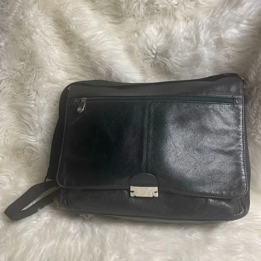 Black Leather Messenger Bag - Men
